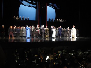 Turandot à Montpellier : Le salut final.